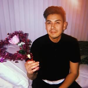 Meet your Posher, Rene